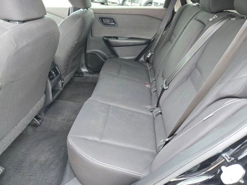 Used 2023 Nissan Rogue S AWD/4WD image 14