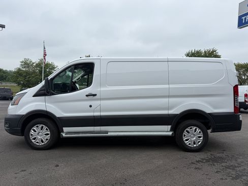 Used 2024 Ford Transit 250 Low Roof w/ Exterior Upgrade Package RWD image 5