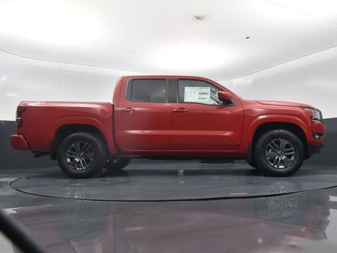 Certified 2025 Nissan Frontier SV w/ SV Convenience Package image 28