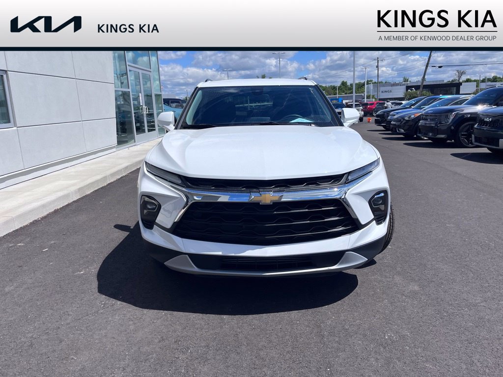 Used 2024 Chevrolet Blazer LT w/ Convenience Package FWD image 5