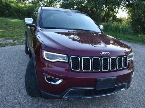 Used 2018 Jeep Grand Cherokee Limited AWD/4WD image 10