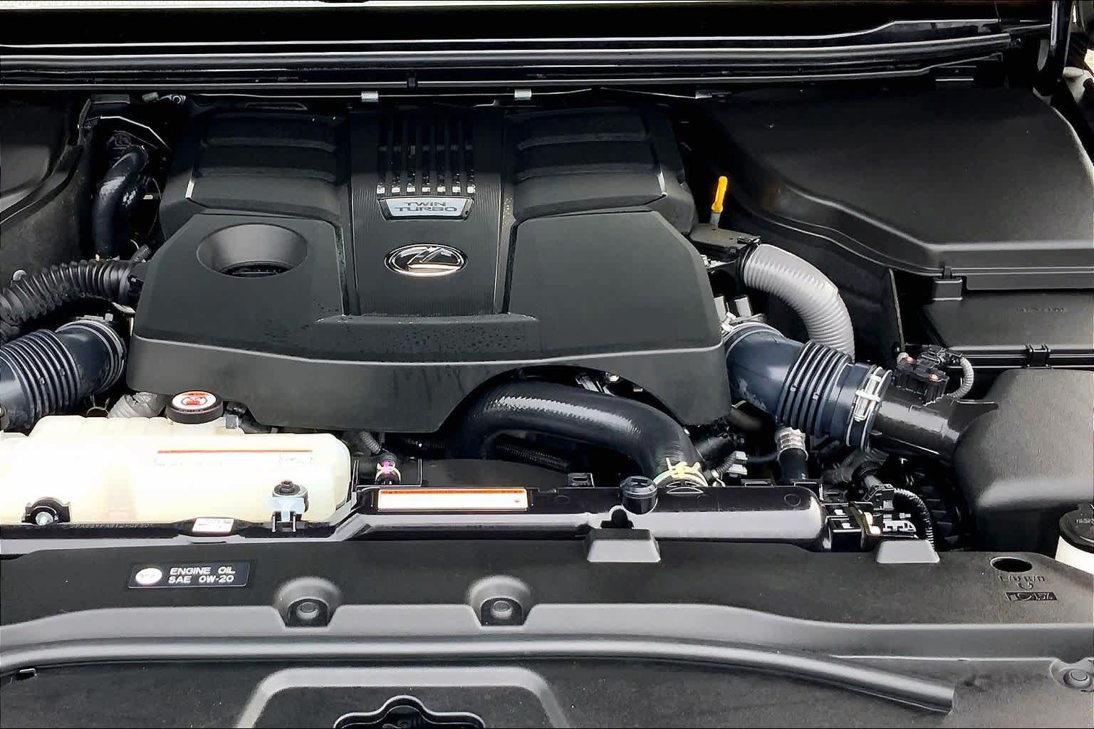 Certified 2024 Lexus GX 550 w/ Accessory Package (2T) AWD/4WD image 32