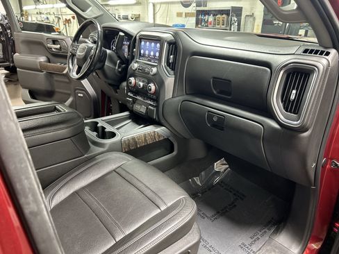 Certified 2019 GMC Sierra 1500 Denali w/ Denali Ultimate Package AWD/4WD image 30