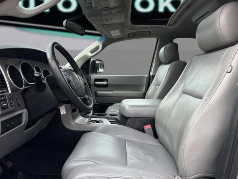 Used 2013 Toyota Sequoia Limited AWD/4WD image 42