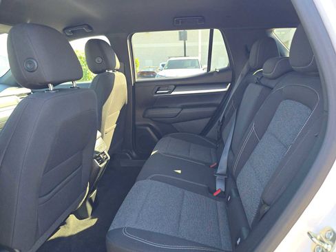 Used 2025 GMC Terrain Elevation image 18