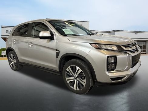 Used 2025 Mitsubishi Outlander Sport ES image 7