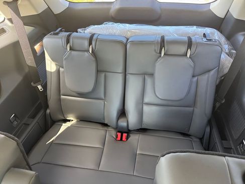 New 2026 Ford Explorer Active w/ Active Comfort Package image 23