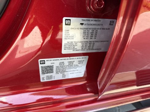 Used 2025 GMC Sierra 1500 SLT w/ SLT Premium Plus Package AWD/4WD image 34