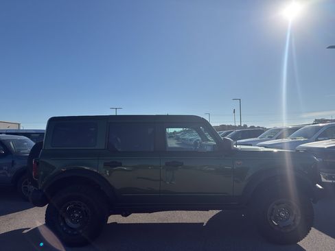 New 2025 Ford Bronco Badlands w/ Sasquatch Package image 4