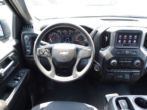 Used 2024 Chevrolet Silverado 1500 Custom AWD/4WD image 39