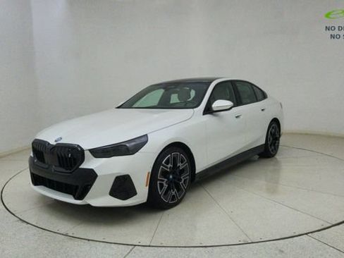 Used 2024 BMW i5 eDrive40i w/ Executive Package RWD image 69