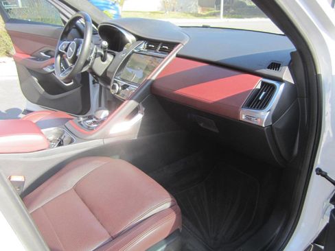 Used 2021 Jaguar E-PACE 300 Sport image 20