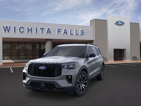 New 2026 Ford Explorer ST-Line w/ Premium Package image 2