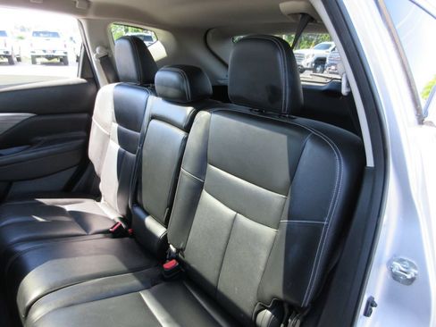 Used 2018 Nissan Murano Platinum AWD/4WD image 22