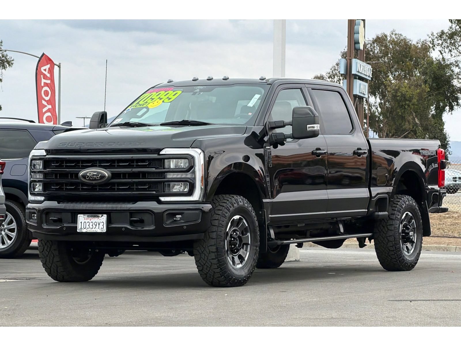 Used 2024 Ford F350 Lariat w/ Lariat Ultimate Package AWD/4WD image 8
