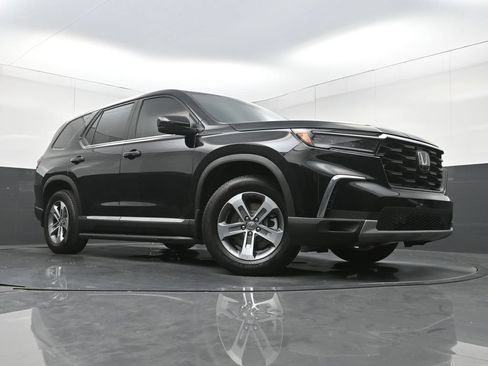 Used 2024 Honda Pilot EX-L image 25