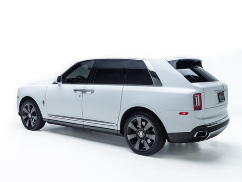 Used 2019 Rolls-Royce Cullinan AWD/4WD image 7