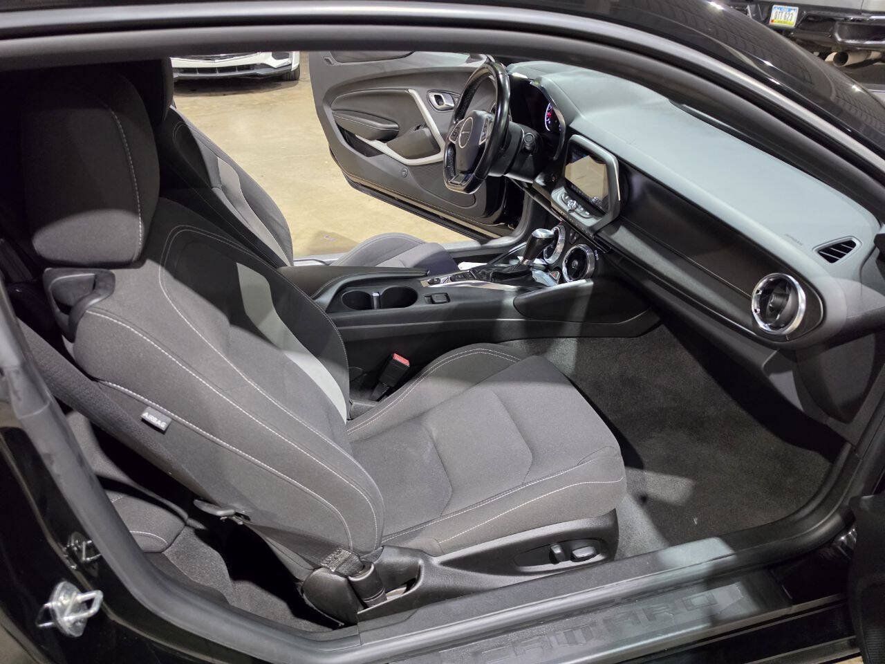 Used 2021 Chevrolet Camaro LT w/ RS Package RWD image 27