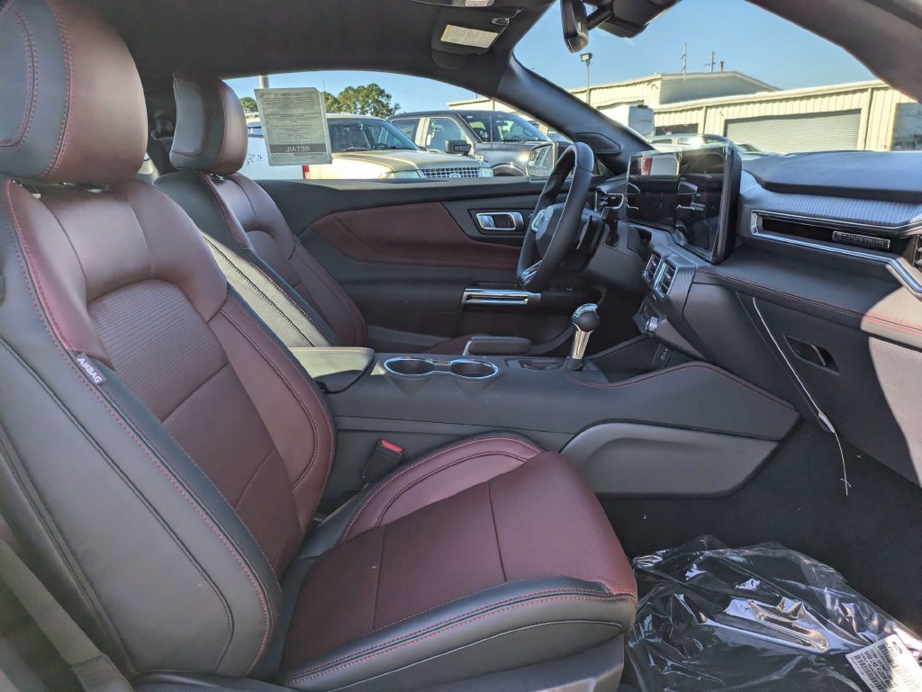 New 2026 Ford Mustang GT Premium w/ GT Performance Package RWD image 14