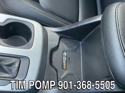 Used 2021 Chevrolet Colorado ZR2 w/ Colorado ZR2 Bison Edition AWD/4WD image 23