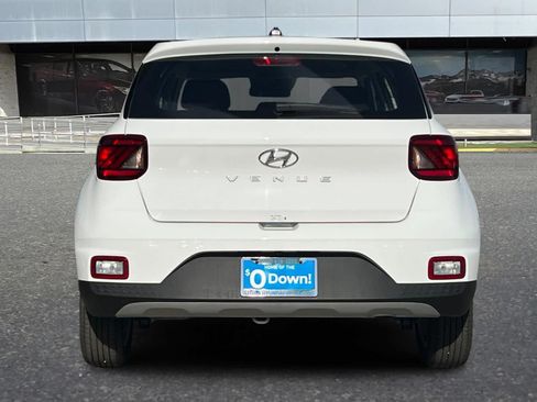 New 2026 Hyundai Venue SE FWD image 7