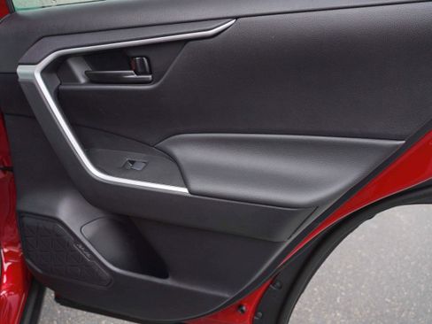 New 2025 Toyota RAV4 LE image 27