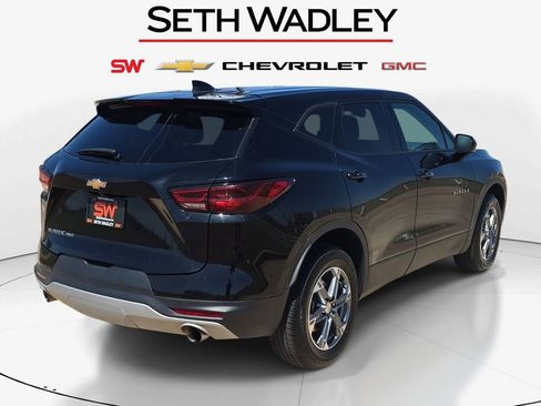 Used 2025 Chevrolet Blazer LT AWD/4WD image 8