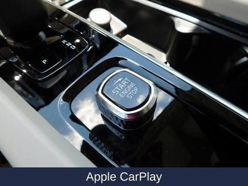 New 2025 Volvo XC60 B5 Plus w/ Protection Package Premier image 29