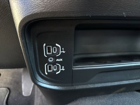 Used 2024 RAM 2500 Big Horn image 21