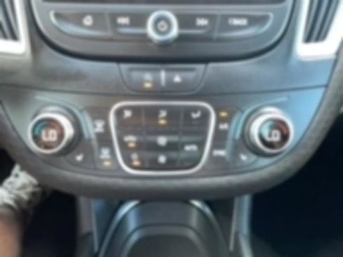 Used 2024 Chevrolet Malibu LT image 22