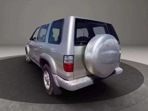 Used 2000 Isuzu Trooper S image 3