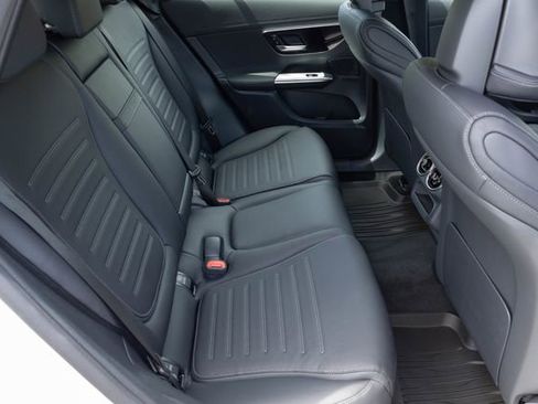 New 2026 Mercedes-Benz GLC 43 AMG 4MATIC image 19