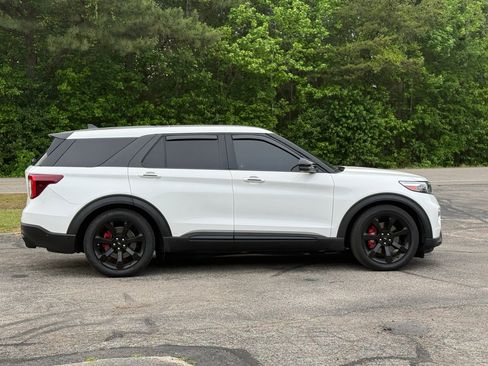 Used 2021 Ford Explorer ST w/ Equipment Group 401A AWD/4WD image 3