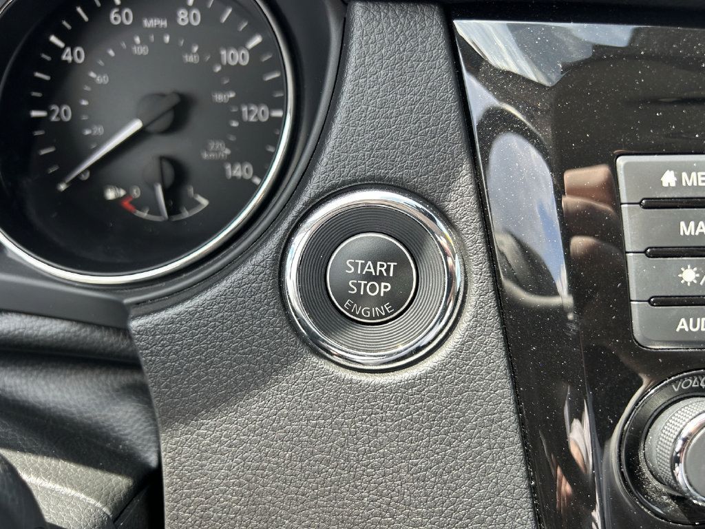 Used 2021 Nissan Rogue Sport SL w/ Premium Package FWD image 34