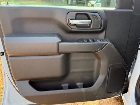 New 2026 GMC Sierra 3500 Pro w/ Convenience Package image 13