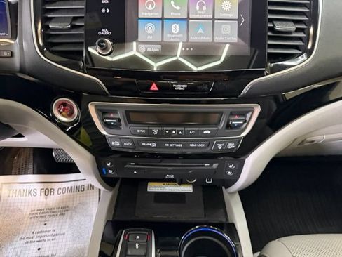 Used 2019 Honda Pilot Elite image 29