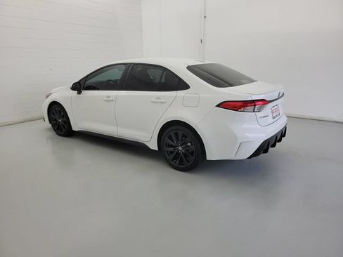 Used 2025 Toyota Corolla SE FWD image 7