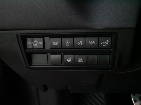 Used 2023 Toyota Tundra Limited w/ TRD Off-Road Package AWD/4WD image 28