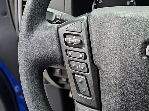 Certified 2024 Nissan Frontier SV w/ Technology Package image 21