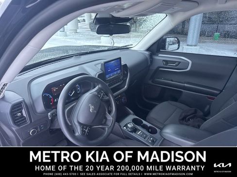 Used 2022 Ford Bronco Sport Base image 16