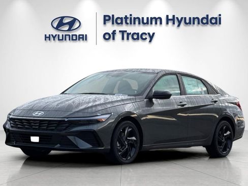 New 2026 Hyundai Elantra SEL Sport Premium FWD image 8