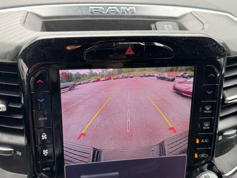Used 2025 RAM 2500 Big Horn AWD/4WD image 28