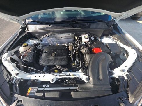 Used 2025 Chevrolet TrailBlazer LT image 28