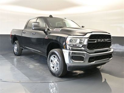 Used 2024 RAM 2500 Tradesman w/ Chrome Appearance Group