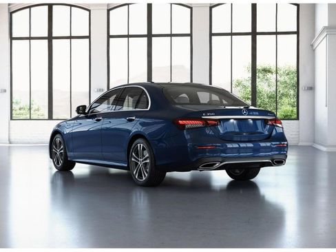 Used 2022 Mercedes-Benz E 350 4MATIC Sedan image 29