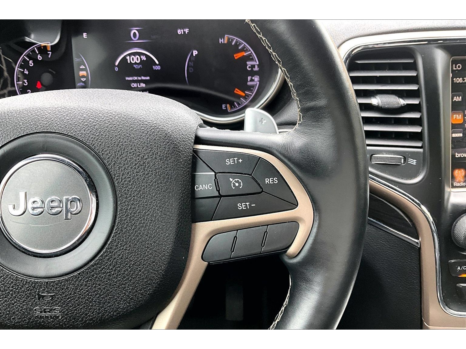 Used 2016 Jeep Grand Cherokee Overland AWD/4WD image 12