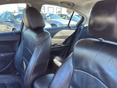 Used 2014 Chevrolet Cruze LT w/ RS Package image 15