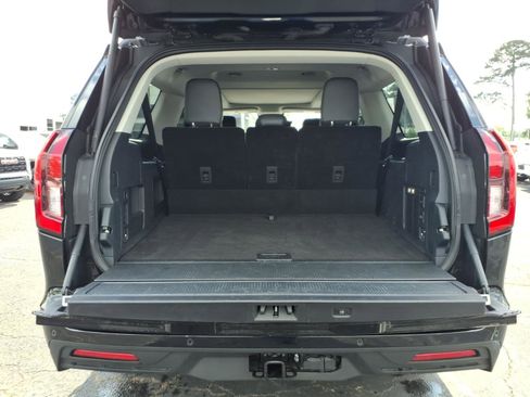 Used 2025 Ford Expedition Max Active AWD/4WD image 5