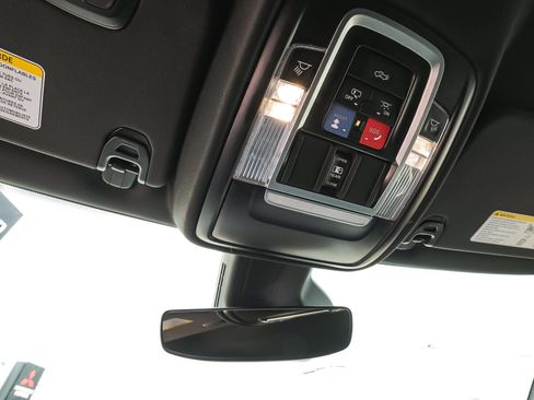 Used 2025 RAM 1500 Laramie w/ Sport Appearance Package AWD/4WD image 28