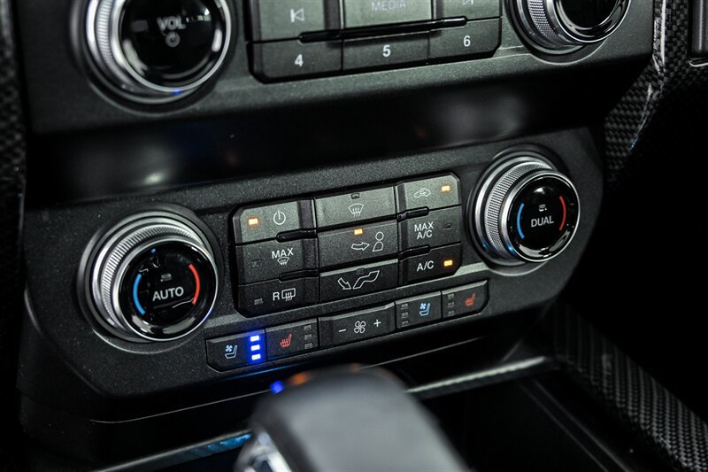 Used 2019 Ford F150 Lariat w/ Equipment Group 502A Luxury AWD/4WD image 27